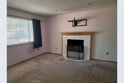 40104 174th, Lake Los Angeles, CA 93591 - Photo 2