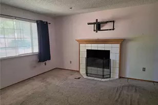 40104 174th, Lake Los Angeles, CA 93591 - Photo 2