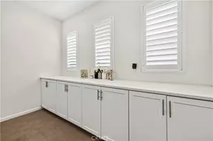 21727 Candela Dr, Saugus, CA 91350 - Photo 26