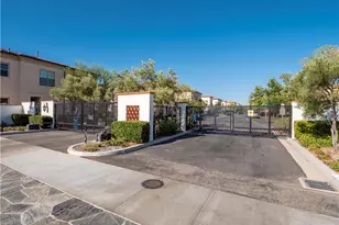 21727 Candela Dr, Saugus, CA 91350 - Photo 52