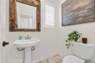 21727 Candela Dr, Saugus, CA 91350 - Photo 22