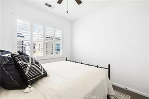 21727 Candela Dr, Saugus, CA 91350 - Photo 34
