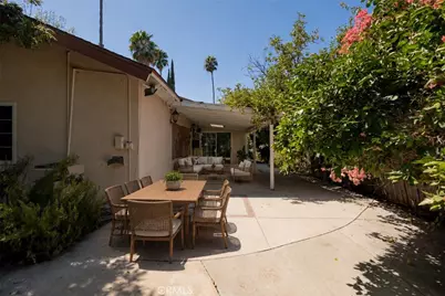 18129 Delano, Reseda, CA 91335 - Photo 22