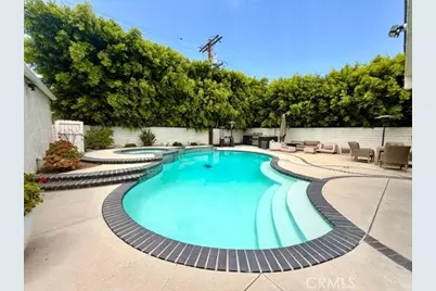 5439 Gentry, Valley Village, CA 91607 - Photo 22