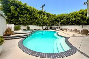 5439 Gentry, Valley Village, CA 91607 - Photo 22