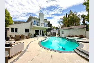 5439 Gentry, Valley Village, CA 91607 - Photo 20