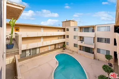 5429 Newcastle Avenue #313, Encino, CA 91316 - Photo 8