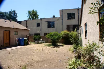5739 Hazeltine, Van Nuys, CA 91401 - Photo 2