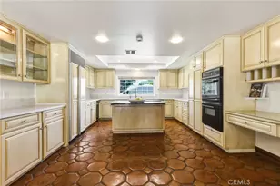 22231 Romar St, Chatsworth, CA 91311 - Photo 12