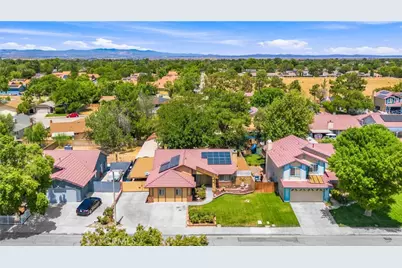 661 E J10 Avenue, Lancaster, CA 93535 - Photo 30