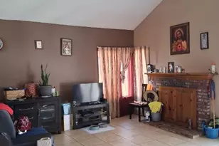 45036 Andale, Lancaster, CA 93535 - Photo 2