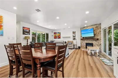 18937 Sylvan Street, Tarzana, CA 91335 - Photo 10