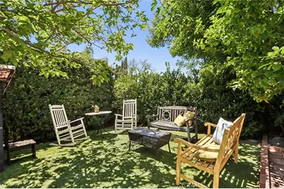 18937 Sylvan Street, Tarzana, CA 91335 - Photo 26