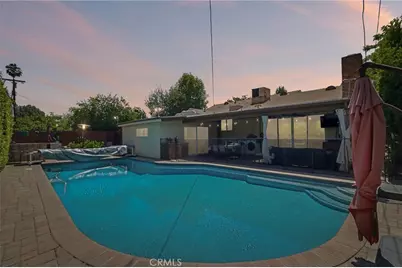 18937 Sylvan Street, Tarzana, CA 91335 - Photo 36