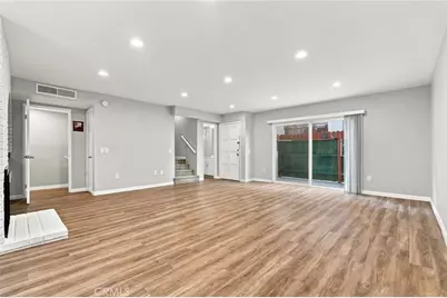 21900 Roscoe Boulevard #8, Canoga Park, CA 91304 - Photo 6