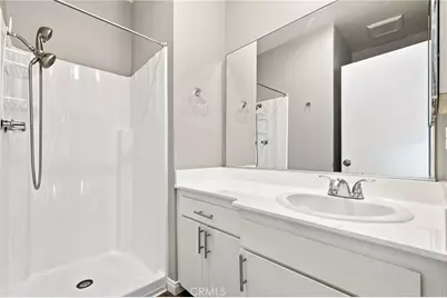 21900 Roscoe Boulevard #8, Canoga Park, CA 91304 - Photo 22