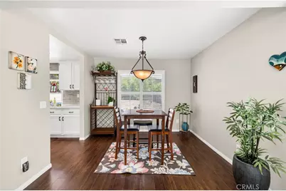 28603 Applewood Lane, Castaic, CA 91384 - Photo 4
