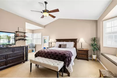 28603 Applewood Lane, Castaic, CA 91384 - Photo 14