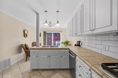26830 Avenue Of The Oaks #C, Newhall, CA 91321 - Photo 6