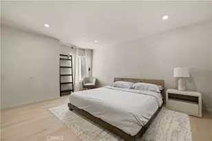 25039 Peachland Ave, Newhall, CA 91321 - Photo 8