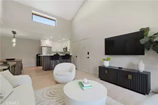 25039 Peachland Ave, Newhall, CA 91321 - Photo 2