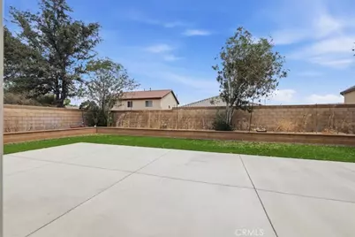 43646 Rialto, Lancaster, CA 93535 - Photo 32
