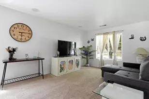 43646 Rialto, Lancaster, CA 93535 - Photo 8