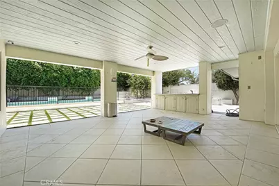 22450 Collins, Woodland Hills, CA 91367 - Photo 60