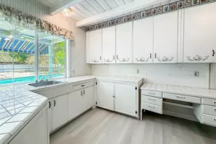8809 Oak Park Ave, Sherwood Forest, CA 91325 - Photo 30