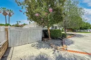 8809 Oak Park Ave, Sherwood Forest, CA 91325 - Photo 48