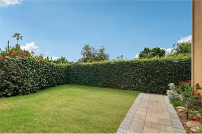 6921 Kian Court, Van Nuys, CA 91406 - Photo 10