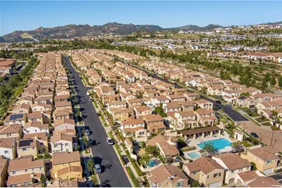 20257 Livorno Way, Porter Ranch, CA 91326 - Photo 32