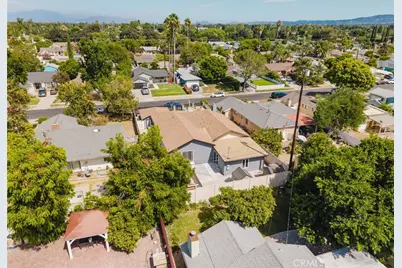 7725 Loma Verde Avenue, Canoga Park, CA 91304 - Photo 54