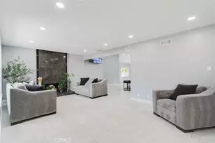 7725 Loma Verde Ave, Canoga Park, CA 91304 - Photo 8