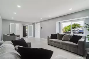 7725 Loma Verde Ave, Canoga Park, CA 91304 - Photo 10