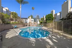 18408 Hatteras St, Tarzana, CA 91356 - Photo 34
