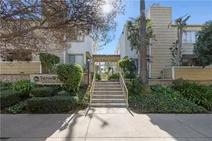18408 Hatteras St, Tarzana, CA 91356 - Photo 36