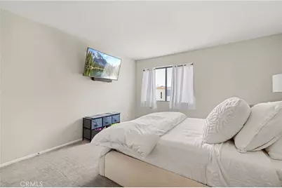 18408 Hatteras Street, Tarzana, CA 91356 - Photo 22