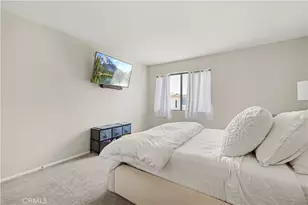 18408 Hatteras St, Tarzana, CA 91356 - Photo 22
