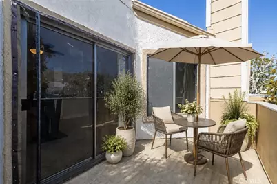 18408 Hatteras Street, Tarzana, CA 91356 - Photo 26