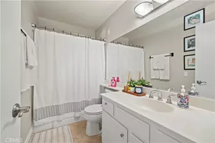 18408 Hatteras St, Tarzana, CA 91356 - Photo 20