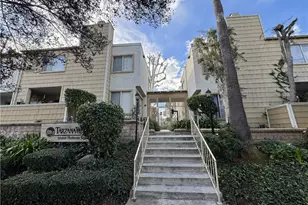 18408 Hatteras St, Tarzana, CA 91356 - Photo 38