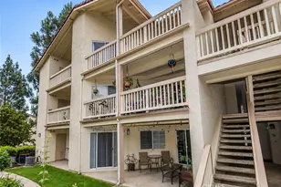 5805 Oak Bend Ln, Oak Park, CA 91377 - Photo 2