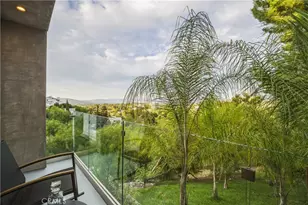 5170 Medina Rd, Woodland Hills, CA 91364 - Photo 54