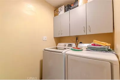 8636 Colbath, Los Angeles, CA 91402 - Photo 26