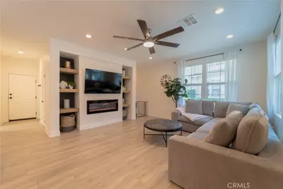 24014 Park Lane, Valencia, CA 91354 - Photo 4