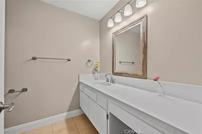 26806 Claudette Street #323, Canyon Country, CA 91351 - Photo 18