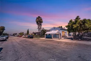 1237 E 76th, Los Angeles, CA 90001 - Photo 4