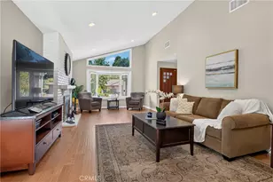 18590 Calle Vista Cir, Porter Ranch, CA 91326 - Photo 4