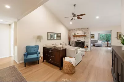 23902 Via Aranda, Valencia, CA 91355 - Photo 4